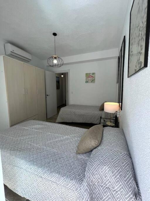 Apartamento céntrico y en primera línea de playa Apartamento Benidorm Exterior foto